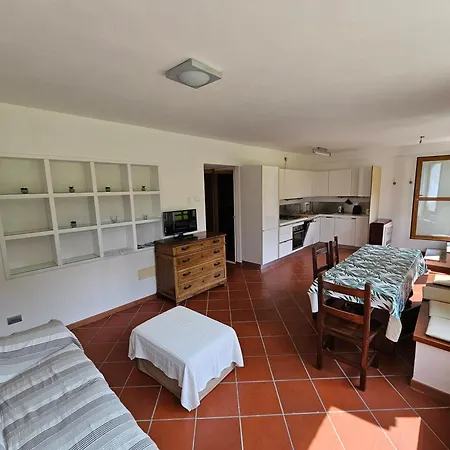 Casa Mario Spacious Garden Apartments, *